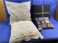 4 Pillows Apple, Black, Crocheted, & Couch