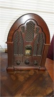 1932 Replica GE Wooden AM/FM Radio