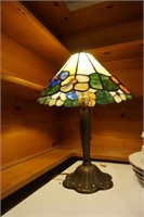 Small Tifanny Style Lamp