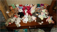 Collection of 30 1999 TY Beanie Babies