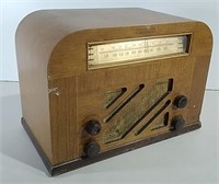 Antique Philco Radio Working