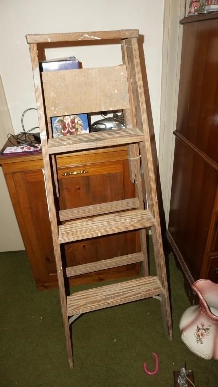 Four Foot Wooden Ladder