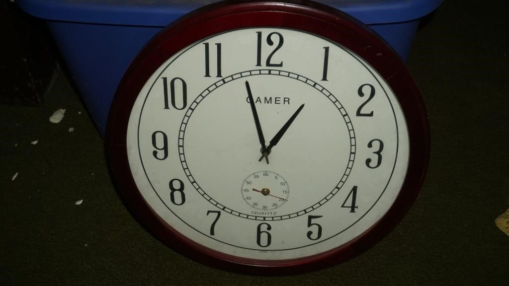Camer Battery Opereated Clock