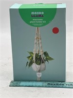 NEW Mondo Llama Macrame Plant Holder Kit