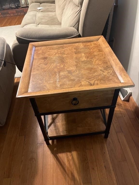 3 end tables/nightstands
