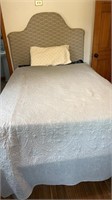 Full-size bed with headboard, clean
Fiberglass