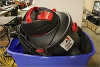 SHOP VAC  AND HOSES (UNTESTED)