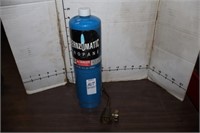 SMALL PROPANE TANK WITH TIP