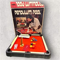 Vintage game pendulum pool