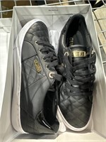 Size 10M Guess Sneakers