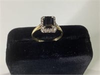 18K Gold Onyx Ring with Diamond Clusters