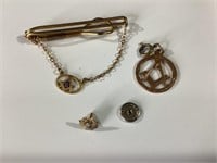 Early Masonic 10K Gold & 9K Gold Jewelry