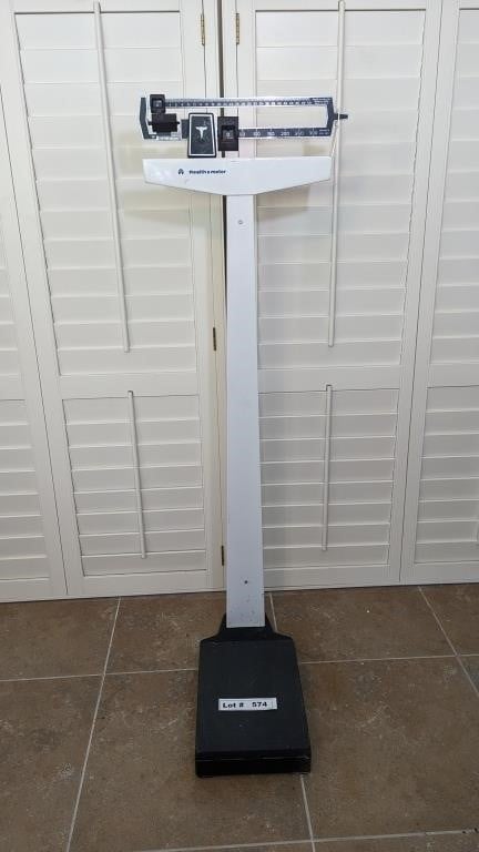 HEALTH O METER SCALE - RESERVE $40