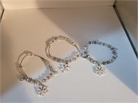Set bracelets