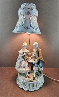 Vtg French Capodimonte Style Porcelain Lamp