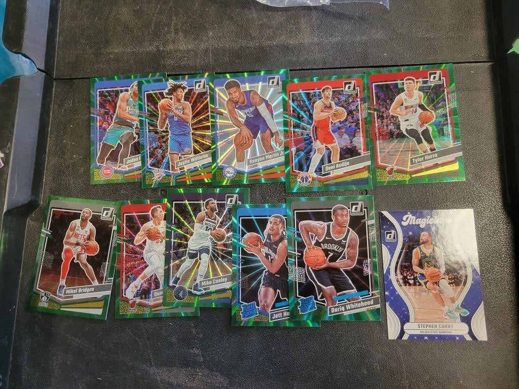 Lot of Donruss Basketball Cards Curry