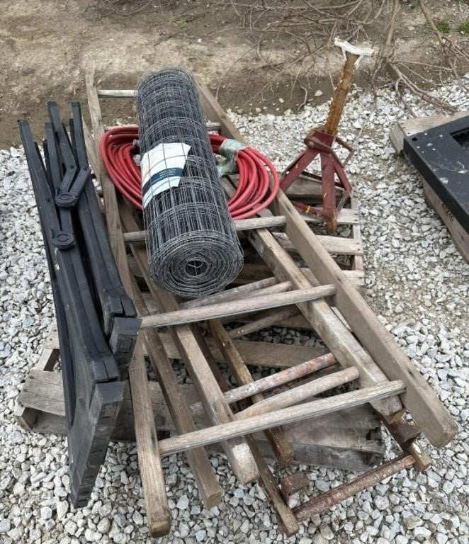 (AS) Wire Fencing, Folding Sawhorse, Metal Jack,