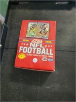 1990 Score NFL Football Card Box