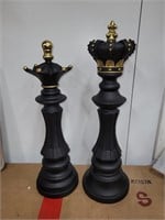 16" ChessSculpture Resin Black Size: King