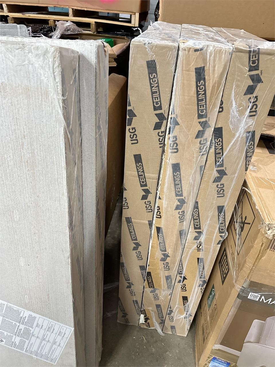 40ct Ceiling Tiles 24x48in (5 boxes of 8)