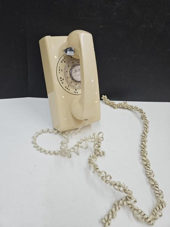 Rotary  Wall Telephone