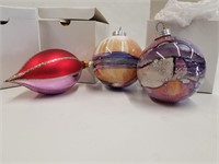 Three Vintage Ornaments With Boxes