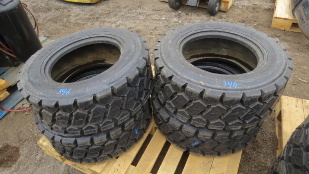 Set of 4 10in Bobcat Recap Tires