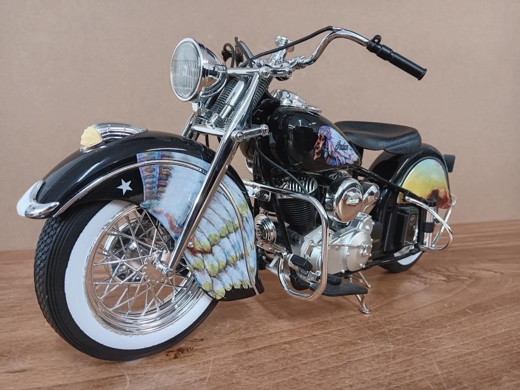 Indian Motorcycle 1/16 Collectors Scale Model