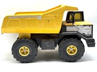 Tonka Toy Dump Truck Metal and Plastic 17”