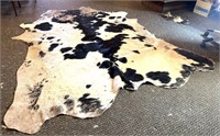 Spotted Hair On Cow Hide 90' x 72?