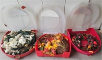F - LOT OF 3 HOLIDAY WREATHS (G76)
