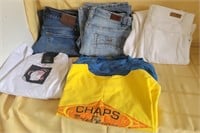 F - MIXED LOT OF WOMEN'S CLOTHING (G77)