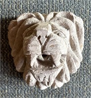 Lion Head Stone Fountain Piece