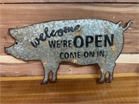 METAL PIG OPEN SIGN