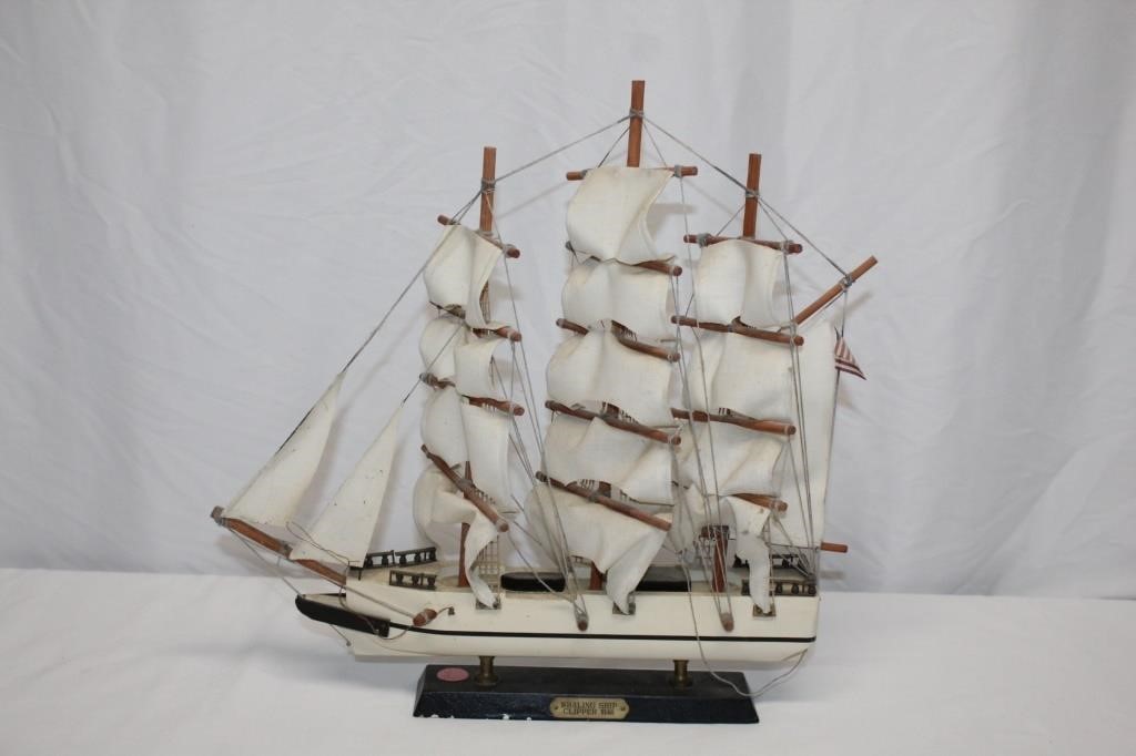 VINTAGE WOODEN 1846 WHALING SHIP CLIPPER MODEL