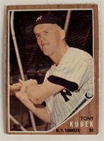 Tony Kubek 1962 Topps baseball card No. 430