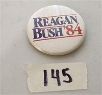 VINTAGE RONALD REAGAN GEORGE BUSH campaign pin