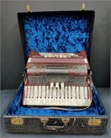 (AK) Adeline Accordion With Case

21" X 14"