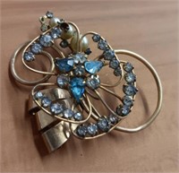 1940s Ladies Brooch With Stones