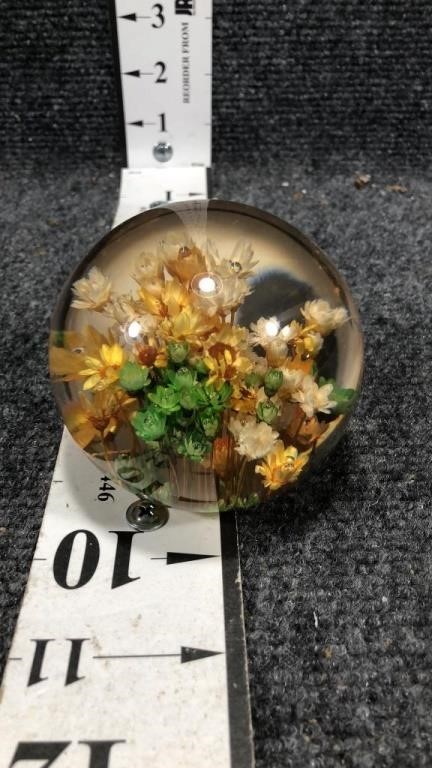 floral paper weight