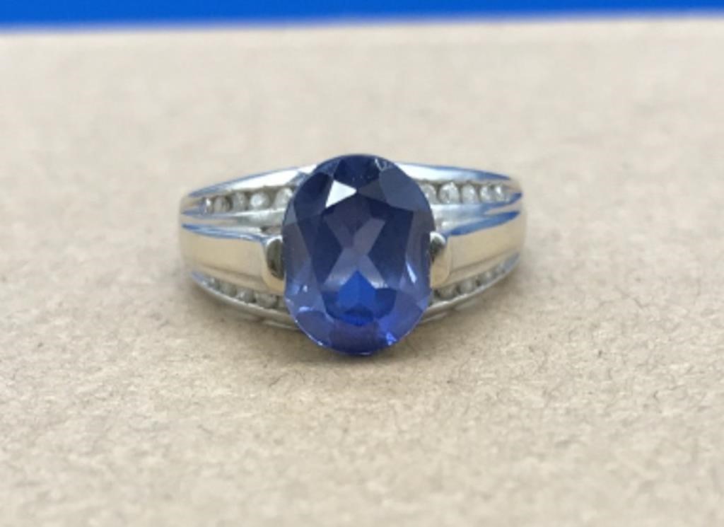 14K White Gold Blue/Purple Stone & Diamond Ring