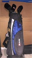 golf clubs in carrier