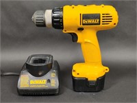 DEWALT DW927 Cordless Drill, Battery & Charger