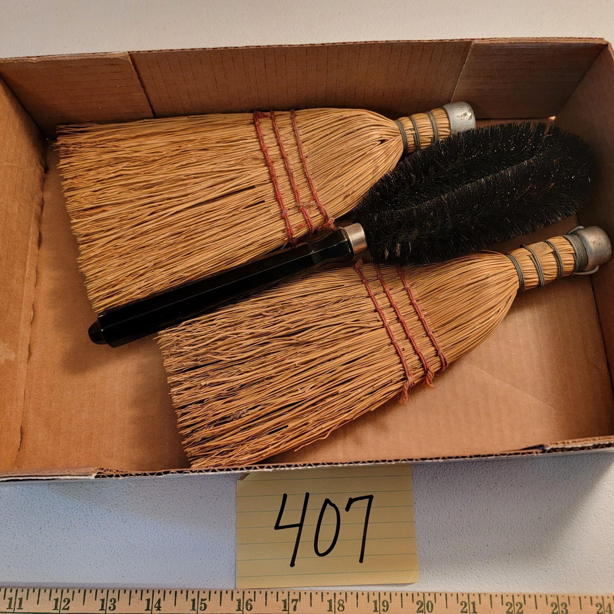Hand Broom/Brush Lot