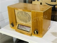 Westinghouse wood case radio