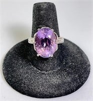 Sterling Amethyst Ring 5 Grams Size 7.5