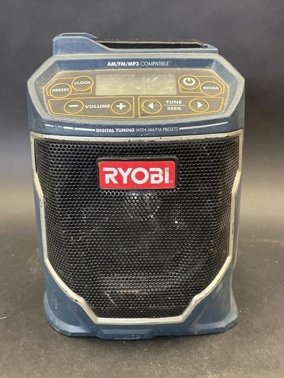 Ryobi AM/FM/MP3 Portable Radio