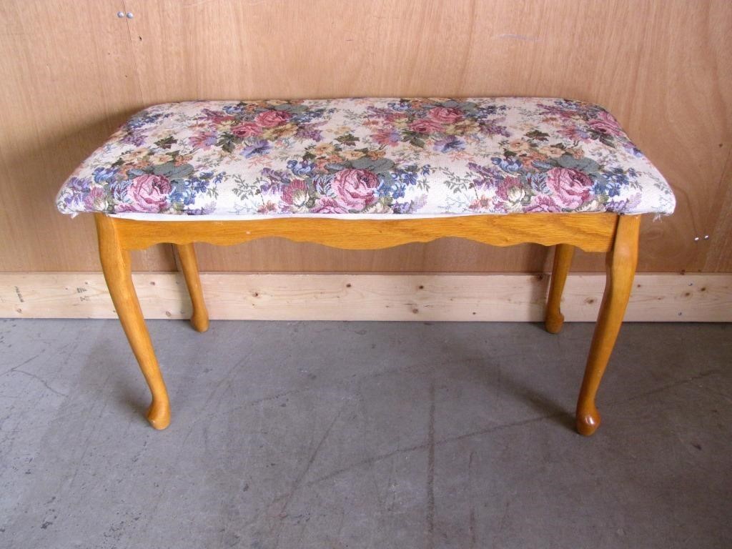 WOOD BENCH WITH FLORAL PATTERN UPHOLSTERY
