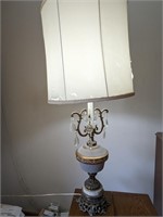 VINTAGE TABLE LAMP
