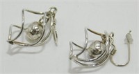 Vintage Sterling Silver Pierced Earrings - 6.64